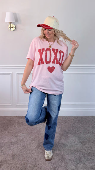 XOXO Heart Distressed Graphic Comfort Color Tee