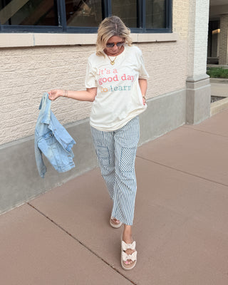 It’s a Good Day to Learn Teacher Bella Graphic Tee