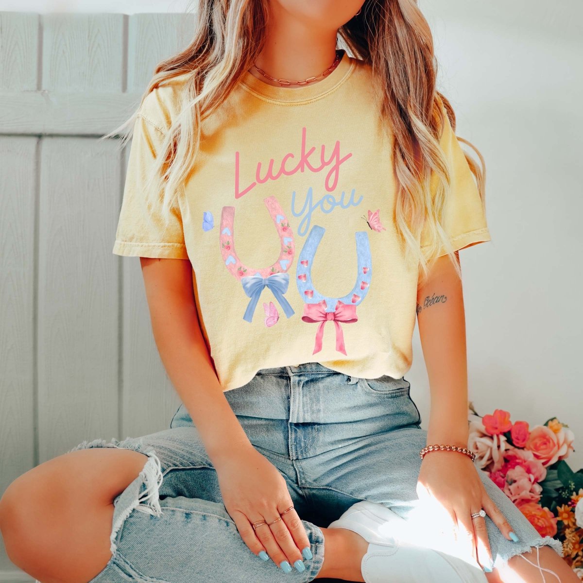 Lucky You Horseshoe Bow Comfort Color Tee - Limeberry Designs