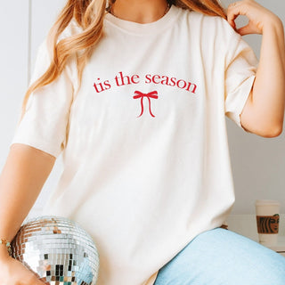 Tis The Season Red Bow Comfort Color Graphic Tee - Limeberry Designs
