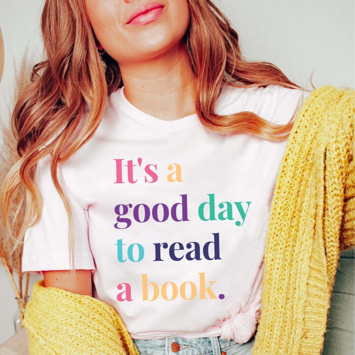 ITS A GOOD DAY TO READ A BOOK TEE - Limeberry Designs