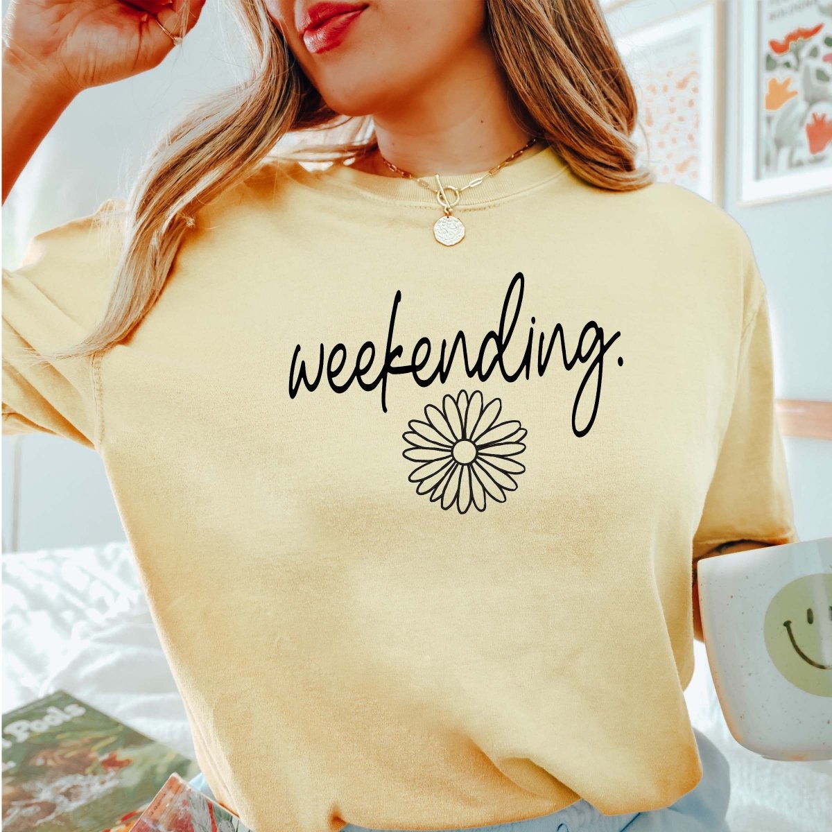 Weekend Daisy Comfort Colors Tee - Limeberry Designs